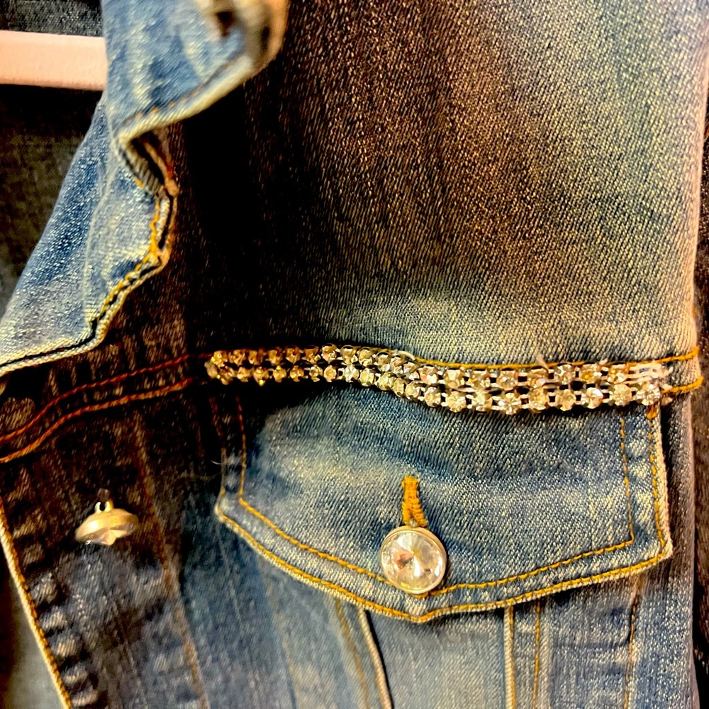 Two she she denim jacket